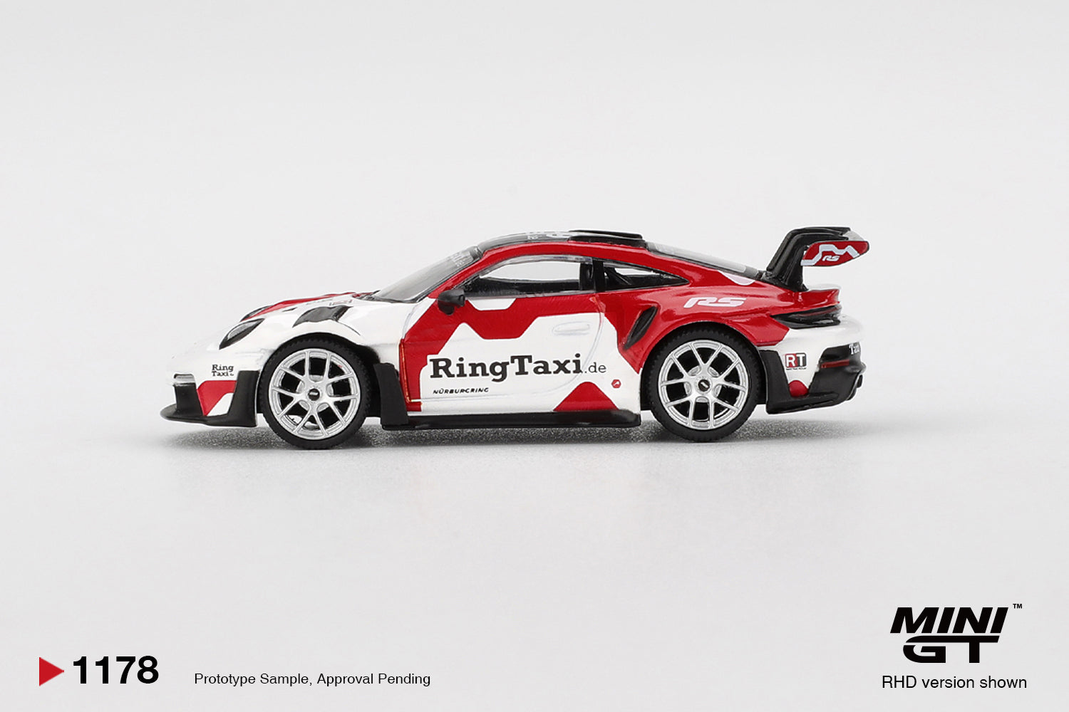 Porsche 911(992) GT3 RS Weissach RingTaxi.com