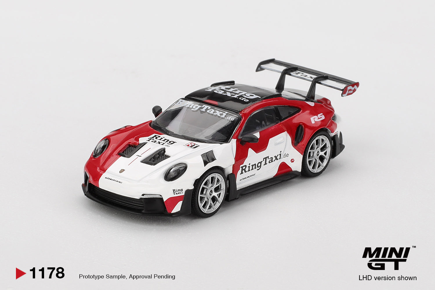 Porsche 911(992) GT3 RS Weissach RingTaxi.com
