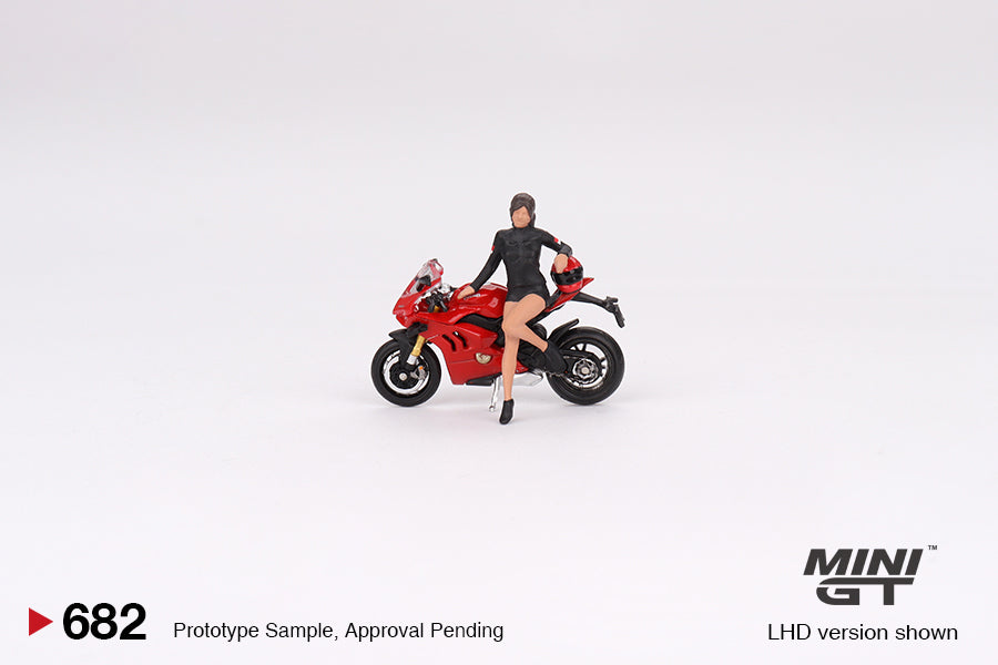 Ducati Panigale V4 S w/ Ducati Girl
